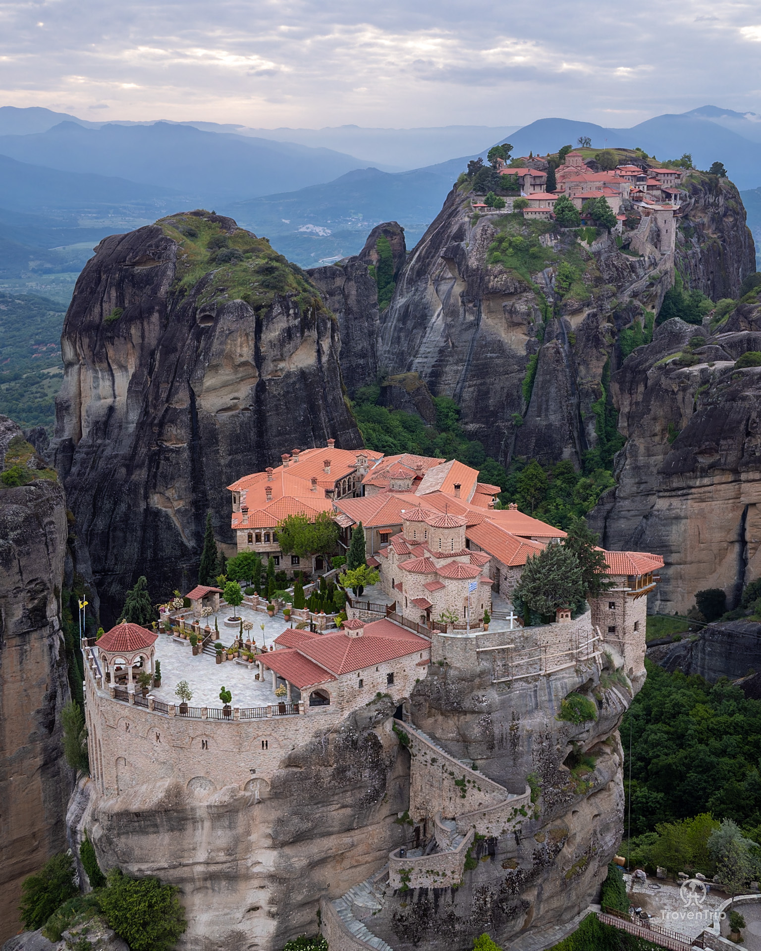 Meteora Monasteries / Μοναστήρια Μετεώρων